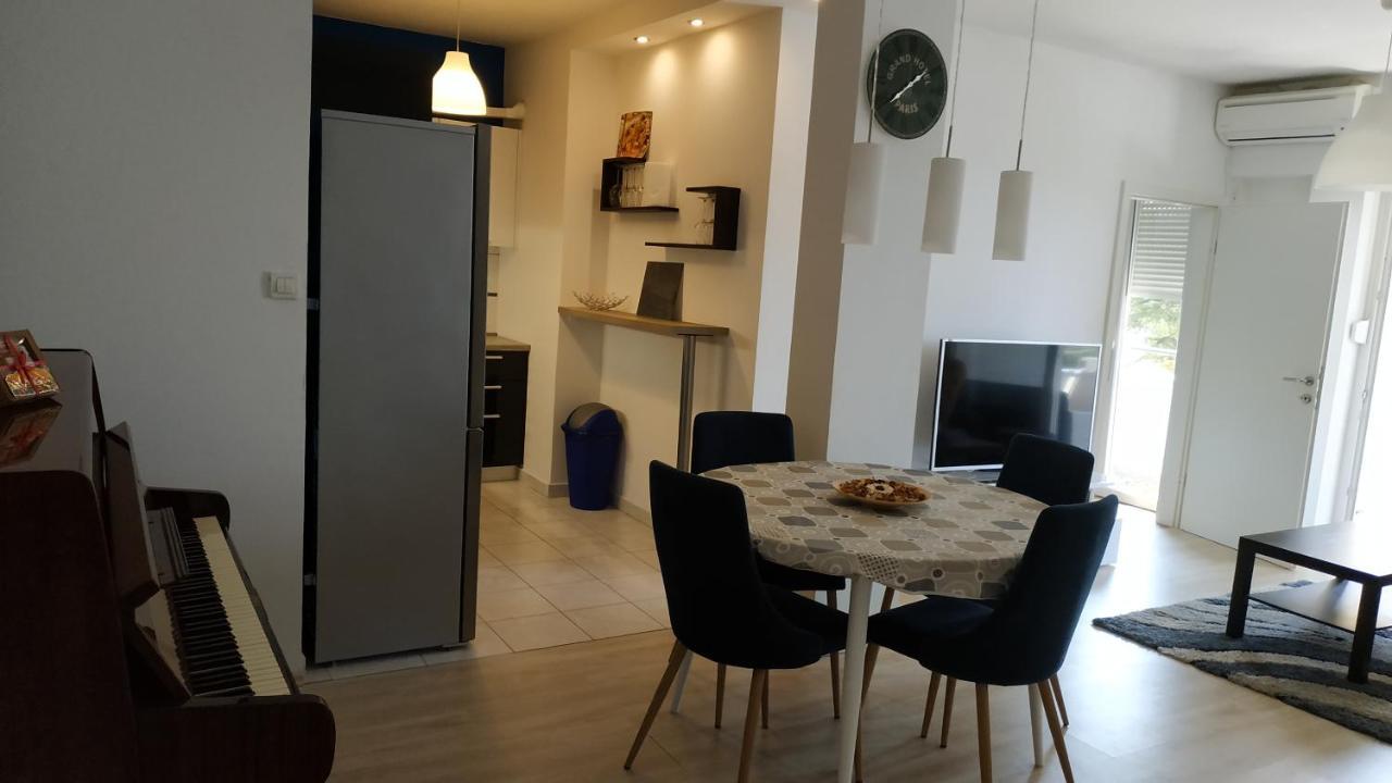 Apartman Katnic By The Beach Crikvenica Exteriér fotografie
